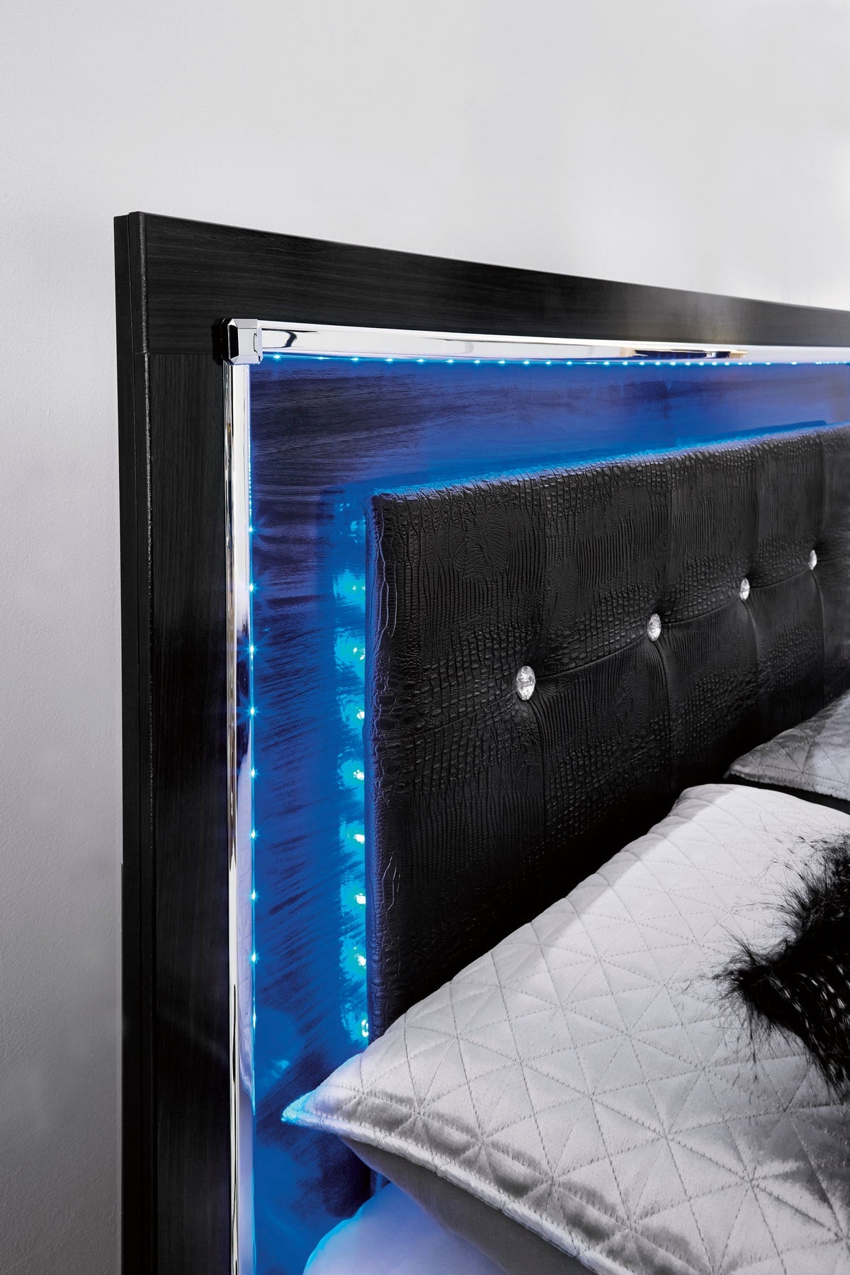 Kaydell Black LED Panel Bedroom Set B1420