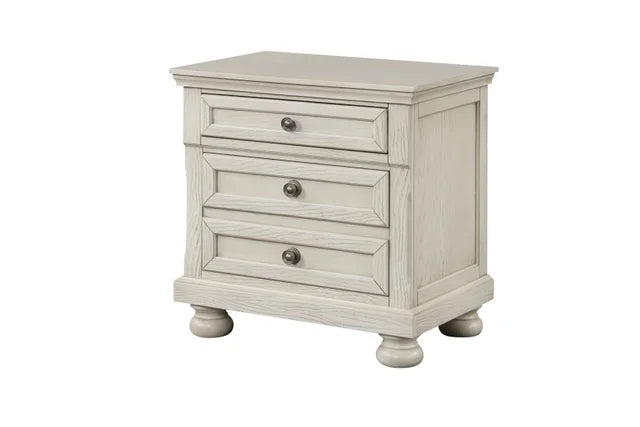Magnolia40 White Panel Bedroom Set