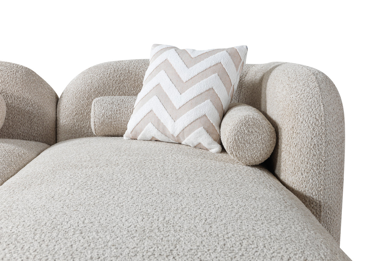 Liva Sand Boucle RAF 110" Sectional