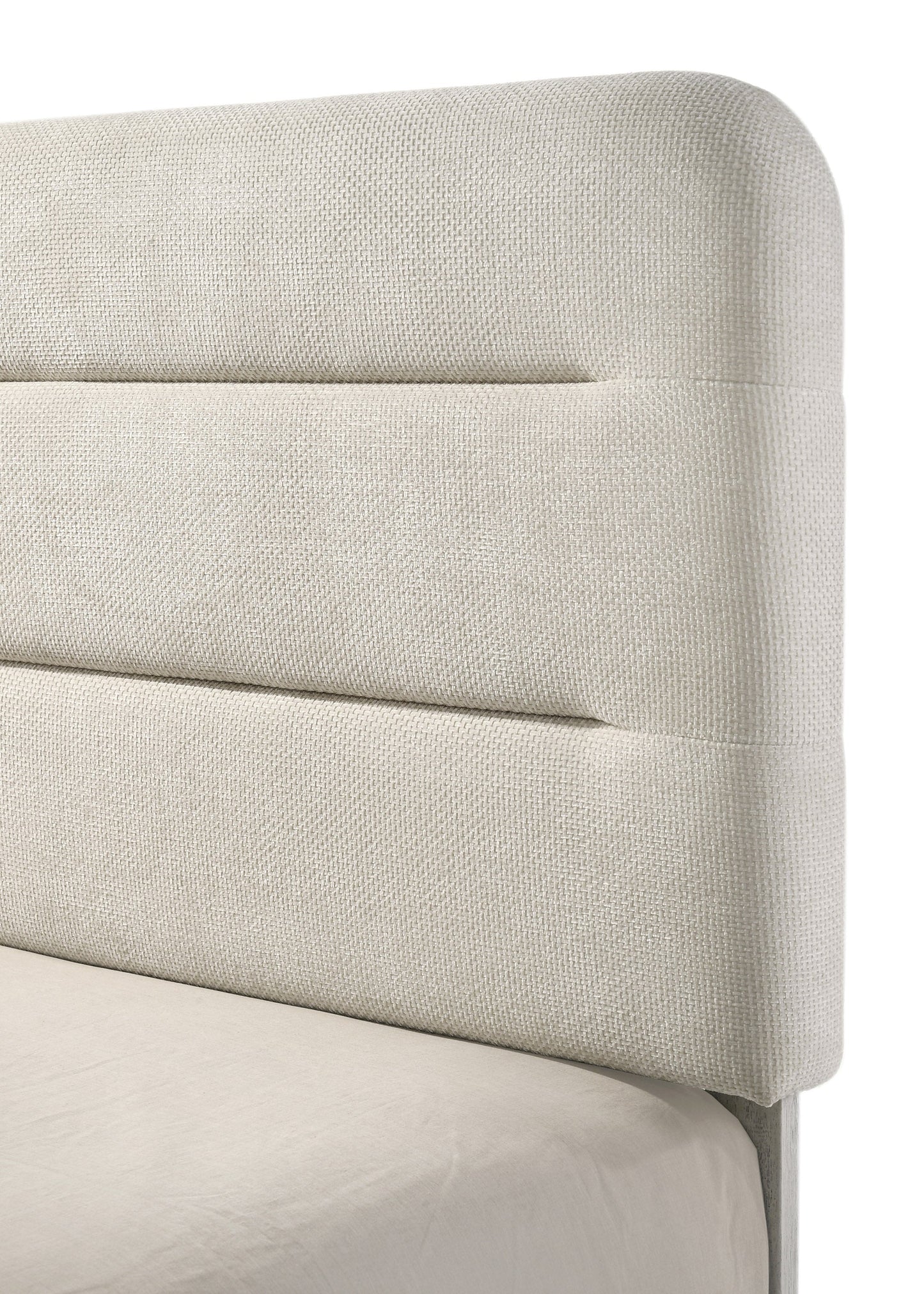 Nyomi White Upholstered Bedroom Set B4900