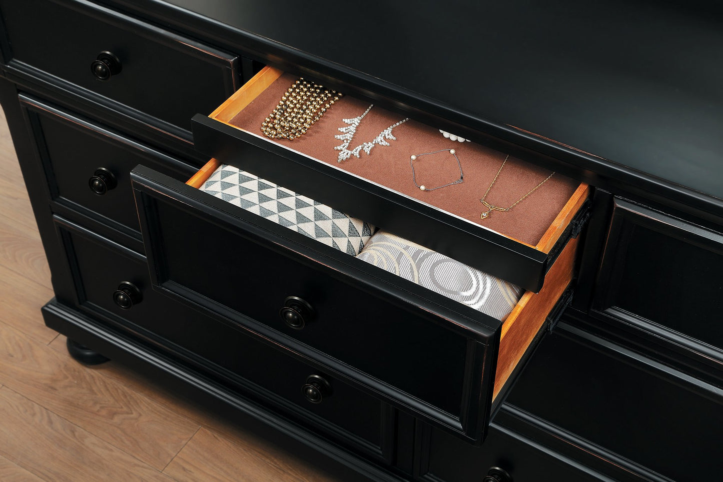 Laurelin Black Storage Bedroom Set 1714 - Harwin Furniture