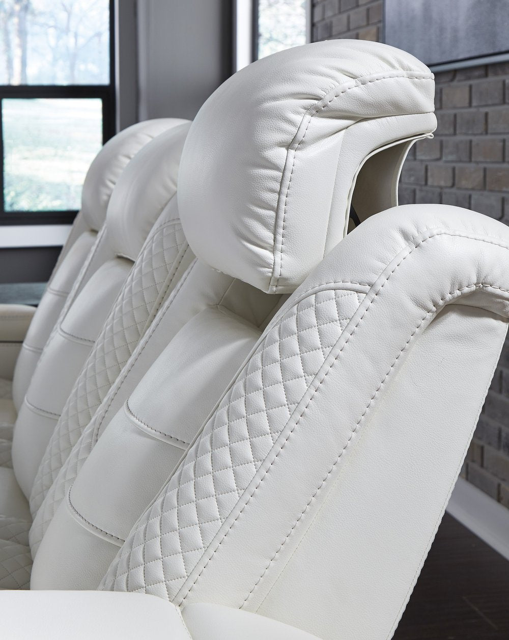 Party Time White LED/POWER Reclining Sofa and Loveseat 37004
