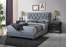 Load image into Gallery viewer, Danzy Gray Queen Upholstered Panel Bed 5092