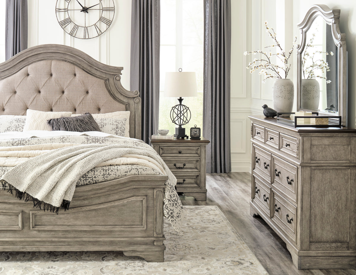 Lodenbay Antique Gray Upholstered Panel Bedroom Set
B751