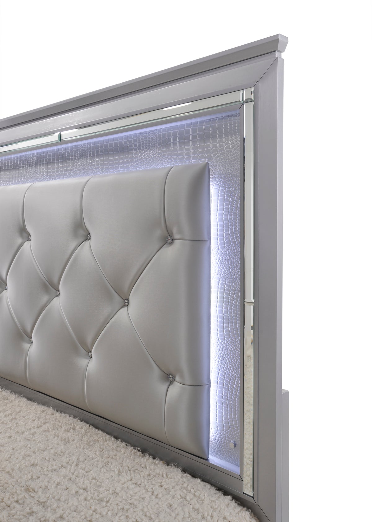 Lillian Silver LED Panel Bedroom Set | B7100 - Harwin Furniture