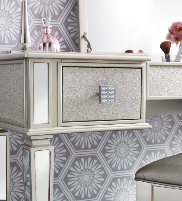 Lonnix Silver Finish Vanity with Stool
B410-122