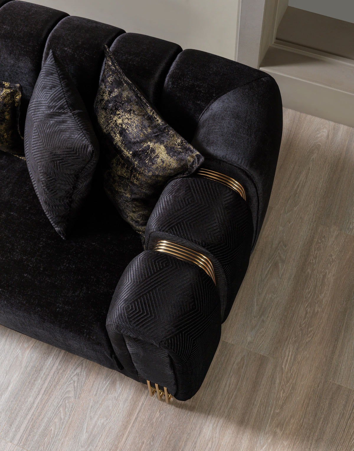 Santana Black Velvet Living Room Set