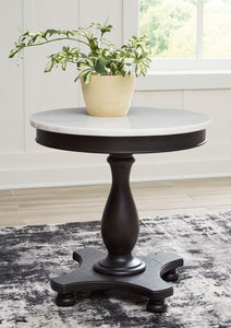Henridge Black/White Accent Table   A4000565