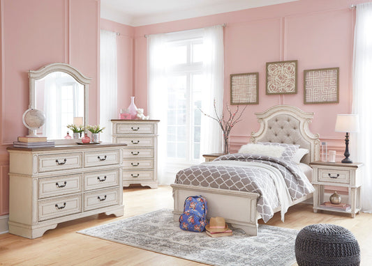 Realyn Chipped White Upholstered Panel Youth Bedroom Set

74384