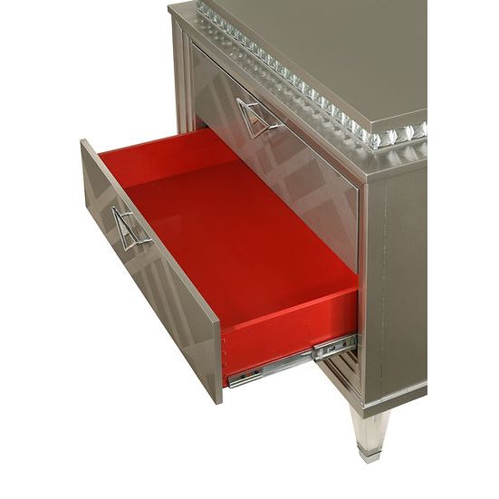 Freya Champagne Platform Bedroom Set B6600