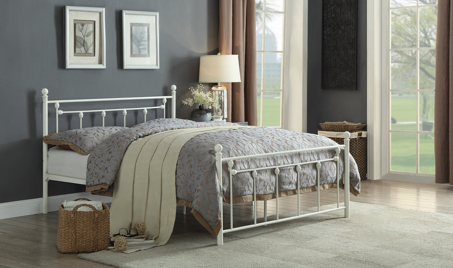 Lia White Full Metal Platform Bed | 2048
